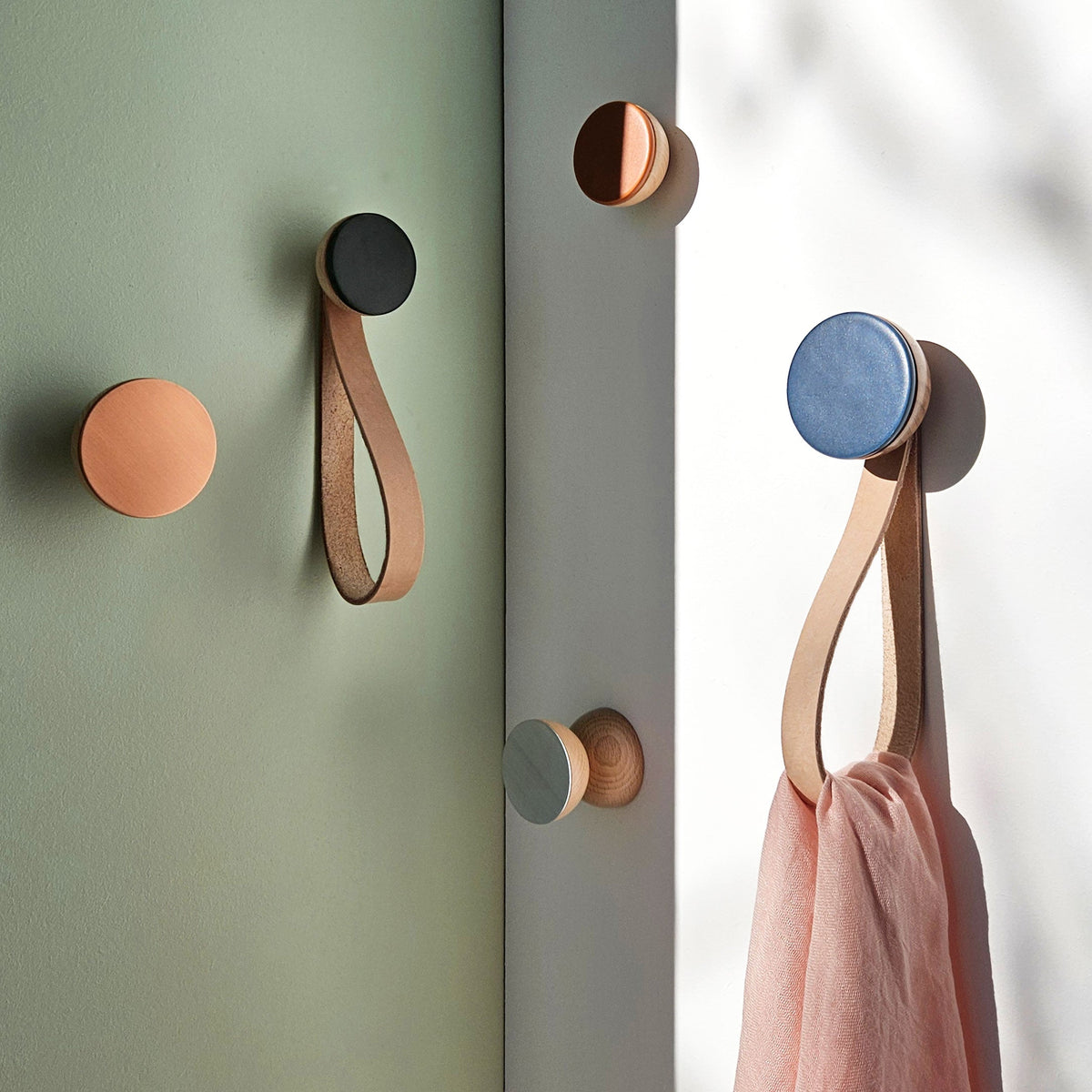 Round Walnut Wood & Copper Wall Hook